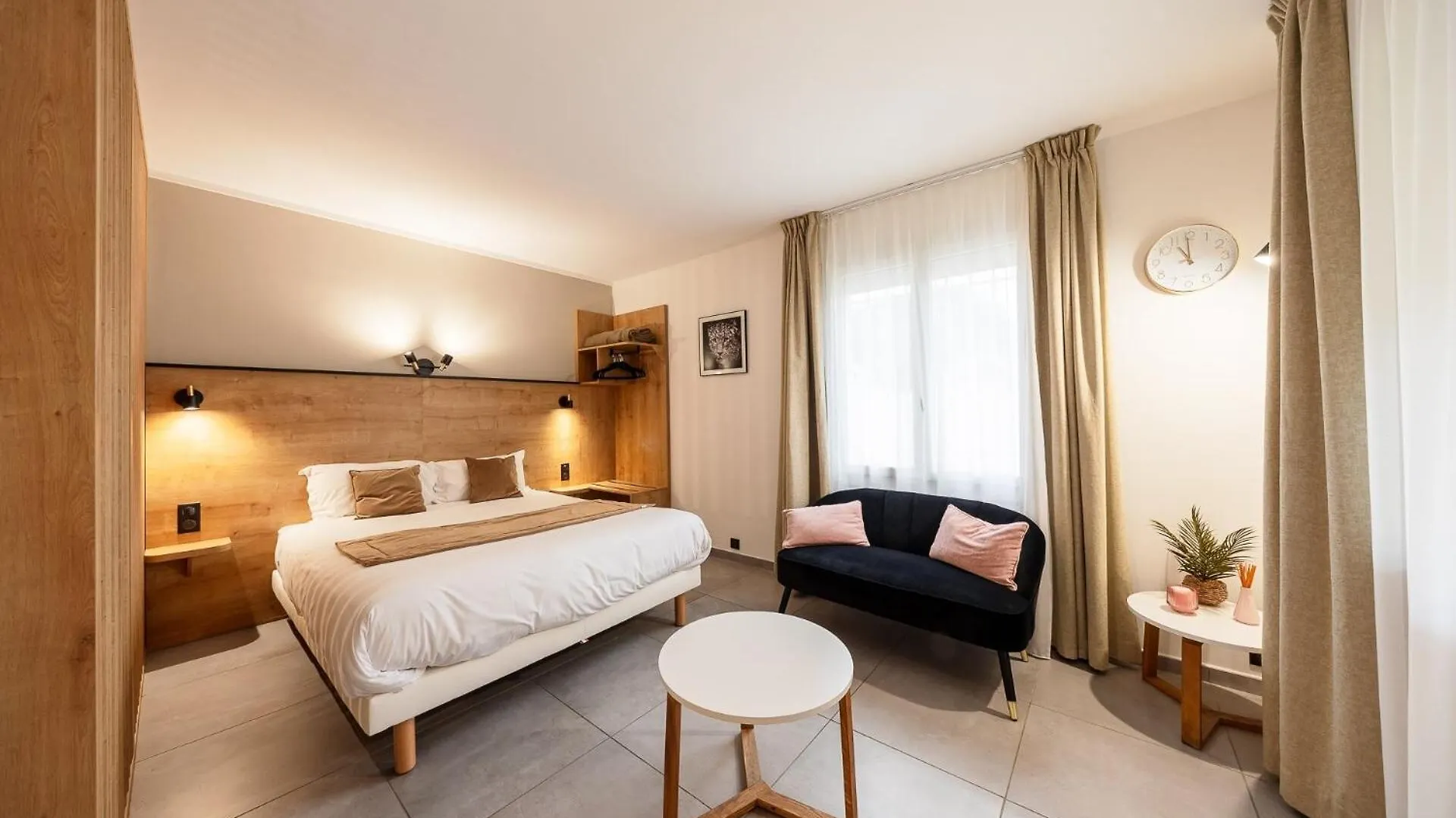 The Originals City, Hotel Azur, Fos-Sur-Mer