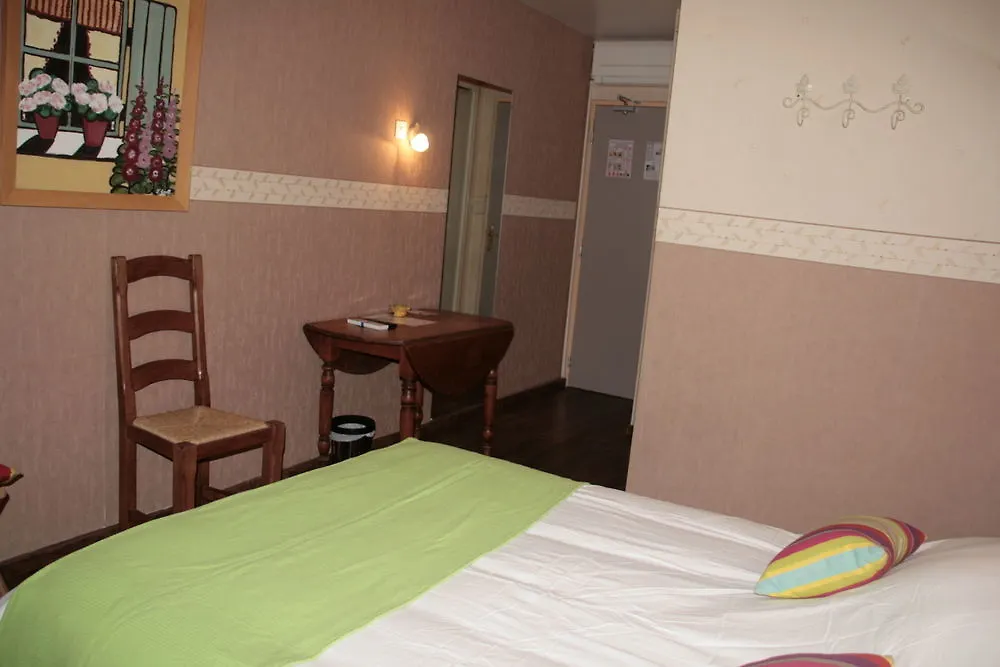 The Originals City, Hotel Azur, Fos-Sur-Mer 3*,