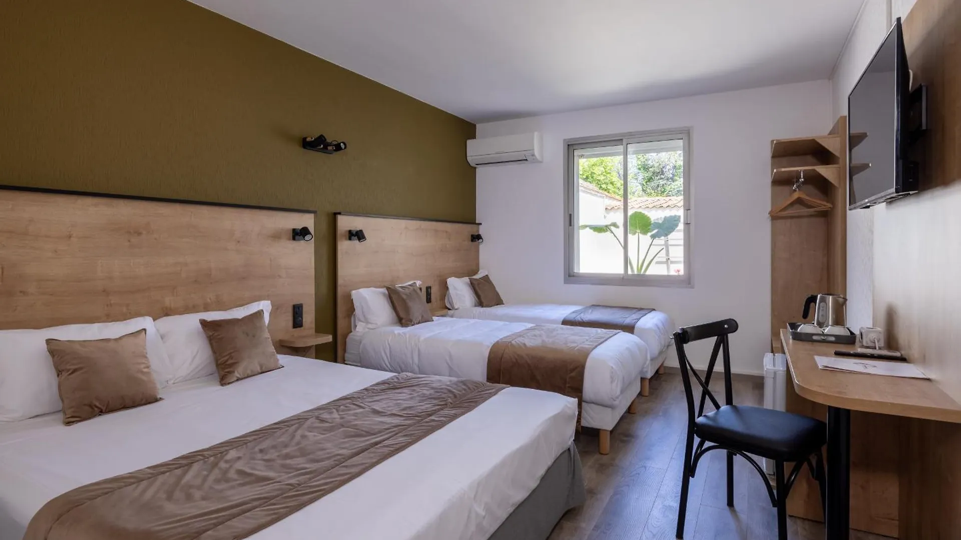 The Originals City, Hotel Azur, Fos-Sur-Mer Frankrike