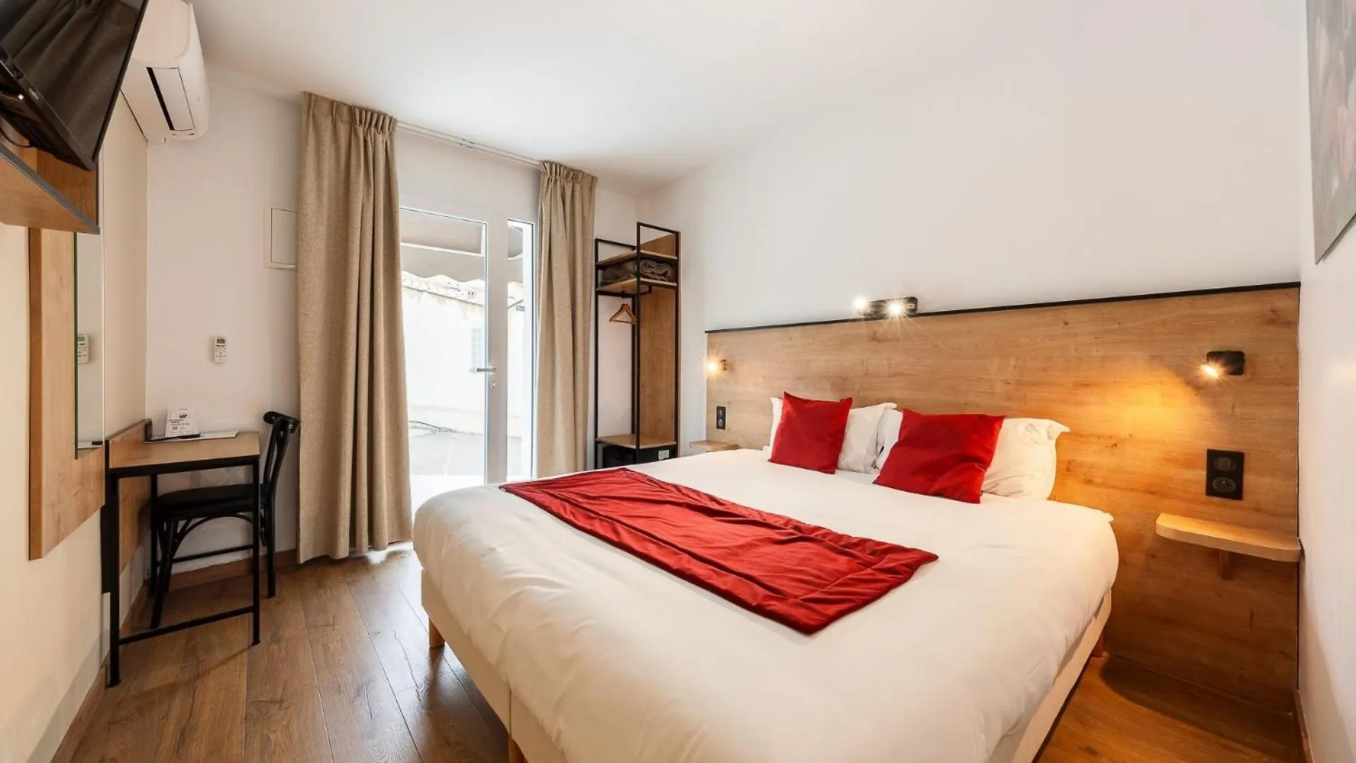 The Originals City, Hotel Azur, Fos-Sur-Mer