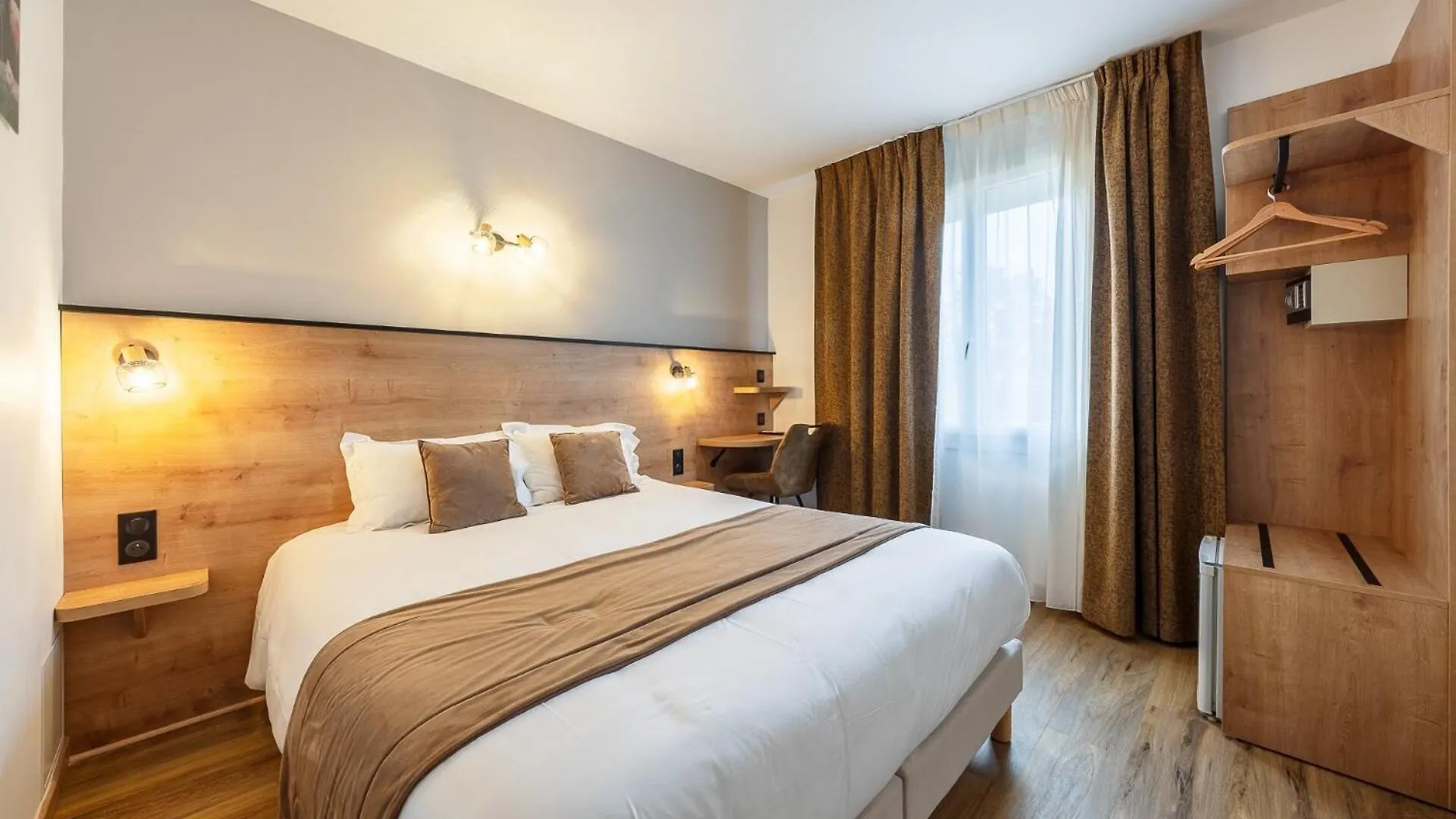 The Originals City, Hotel Azur, Fos-Sur-Mer