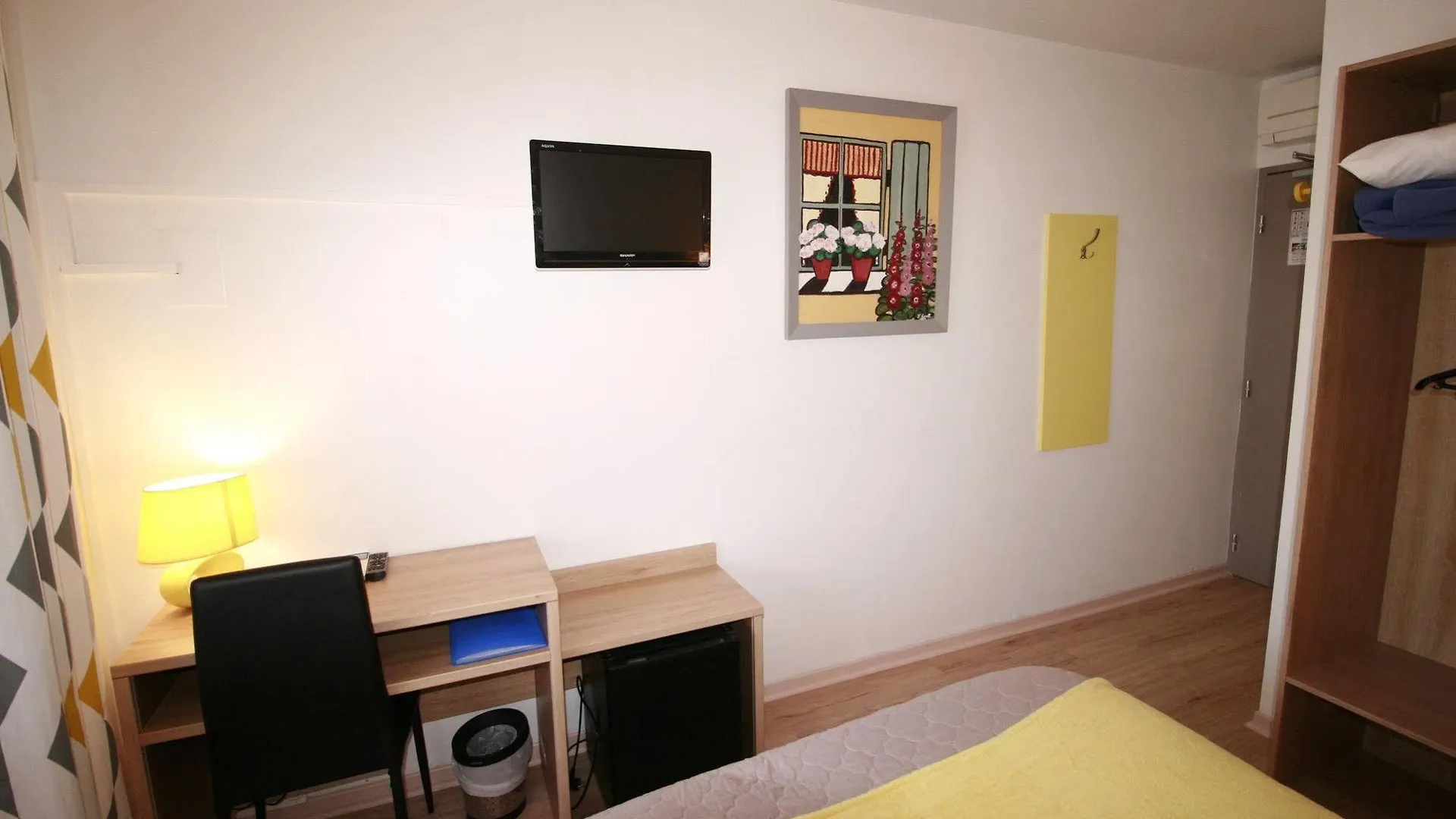 The Originals City, Hotel Azur, Fos-Sur-Mer